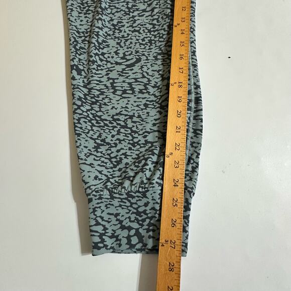 Athleta Pants Womens Extra Large Gray Salutation Jogger Ocelot Spot Print Yoga - Picture 13 of 15